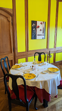 Atmosphère du Restaurant gastronomique Restaurant Le Manoir Du Soleil D'Or à Nassandres sur Risle - n°5
