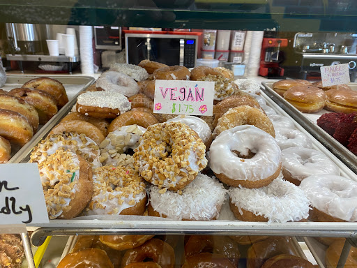 Donut Shop «Donuts and Yogurt», reviews and photos, 1984 W 11th St, Tracy, CA 95376, USA