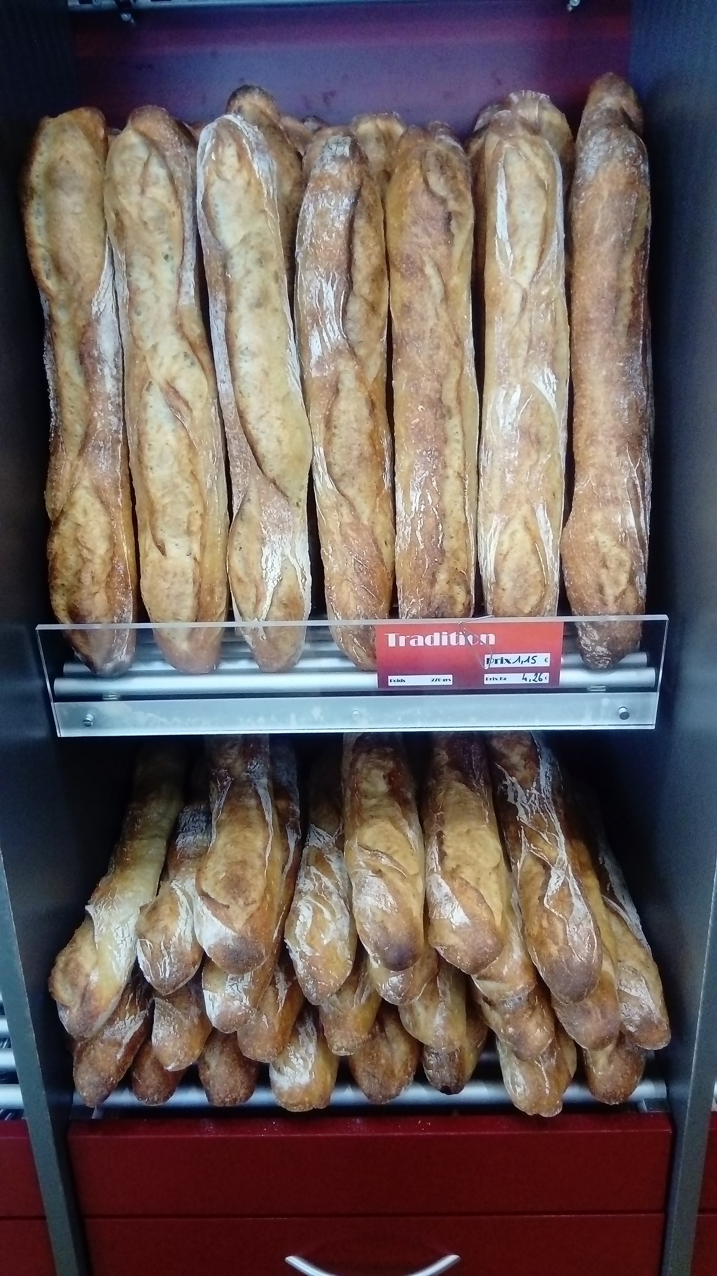 Photo n° 25 de l'avis de Petermann.i fait le 10/04/2018 à 09:10