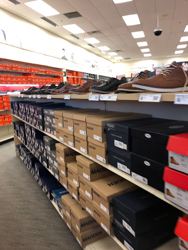 Shoe Store «Famous Footwear», reviews and photos, 22517 TX-249, Houston, TX 77070, USA