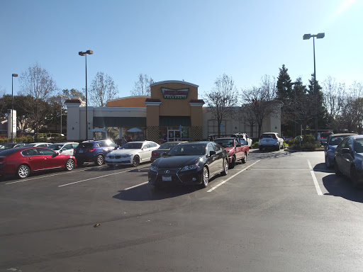 Bakery «Krispy Kreme Doughnuts», reviews and photos, 32450 Dyer St, Union City, CA 94587, USA