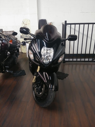 Motorcycle Dealer «MC CYCLES», reviews and photos, 4003 Pembroke Rd, Hollywood, FL 33021, USA