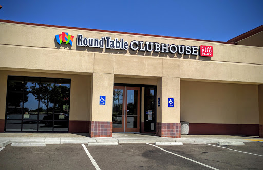 Pizza Restaurant «Round Table Pizza», reviews and photos, 2345 Sunset Blvd, Rocklin, CA 95765, USA