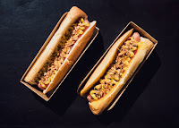 Aliment-réconfort du Restauration rapide Schwartz Hot Dog à Paris - n°1