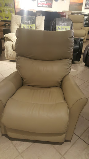 Furniture Store «Art Van Furniture - Waterford», reviews and photos, 5053 Dixie Hwy, Waterford Twp, MI 48329, USA