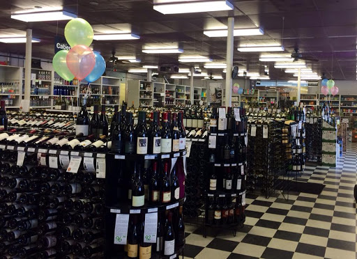 Liquor Store «Ranch Acres Wine & Spirits», reviews and photos, 3324 E 31st St, Tulsa, OK 74135, USA
