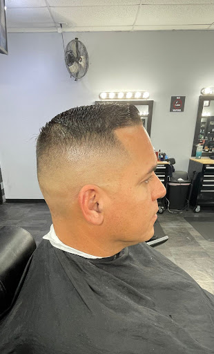 Barber Shop «Authentic Cuts Barbershop», reviews and photos, 2909 Canoe Creek Rd, St Cloud, FL 34772, USA