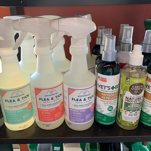 Pet Supply Store «Goin To the Dogs & Cats Pet», reviews and photos, 814 Wellman Ave NE, Huntsville, AL 35801, USA