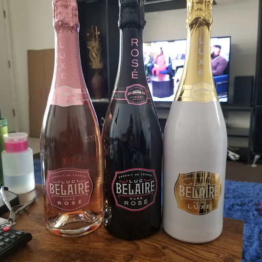 Liquor Store «I & S Wine And Spirits», reviews and photos, 1025 W 63rd St, Chicago, IL 60621, USA