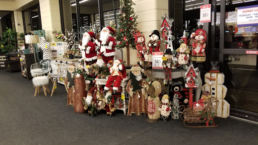 Craft Store «Hobby Lobby», reviews and photos, 3180 N College Ave #3, Fayetteville, AR 72701, USA
