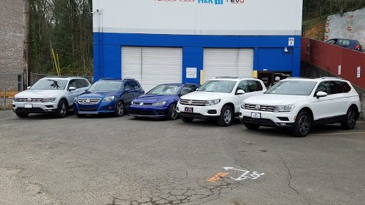 Auto Repair Shop «Hillside Imports», reviews and photos, 4402 SW Beaverton Hillsdale Hwy, Portland, OR 97221, USA