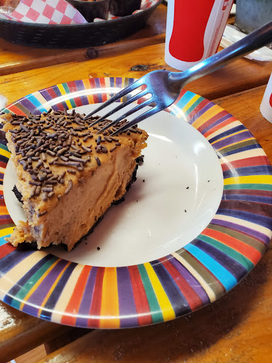 Barbecue Restaurant «Warthog Barbeque Pit», reviews and photos, 4921 20th St E, Fife, WA 98424, USA