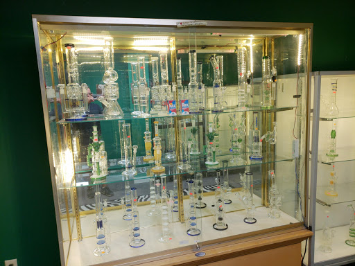 Tobacco Shop «Happy Daze Smoke Shop», reviews and photos, 6450 W 10th St STE 2, Indianapolis, IN 46214, USA