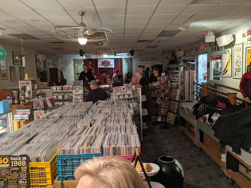 Music Store «The Record Collecter», reviews and photos, 358 Farnsworth Ave, Bordentown, NJ 08505, USA