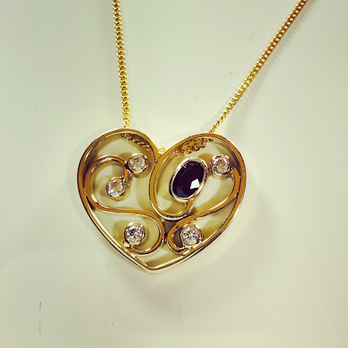 Cameo Jewellers & Goldsmiths - Jewelry