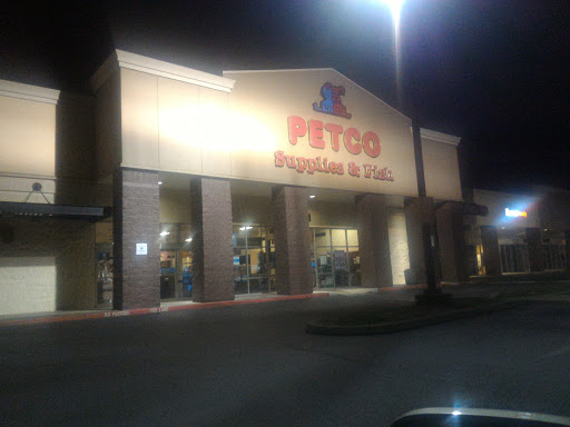 Pet Supply Store «Petco Animal Supplies», reviews and photos, 5700 100th St SW, Lakewood, WA 98499, USA