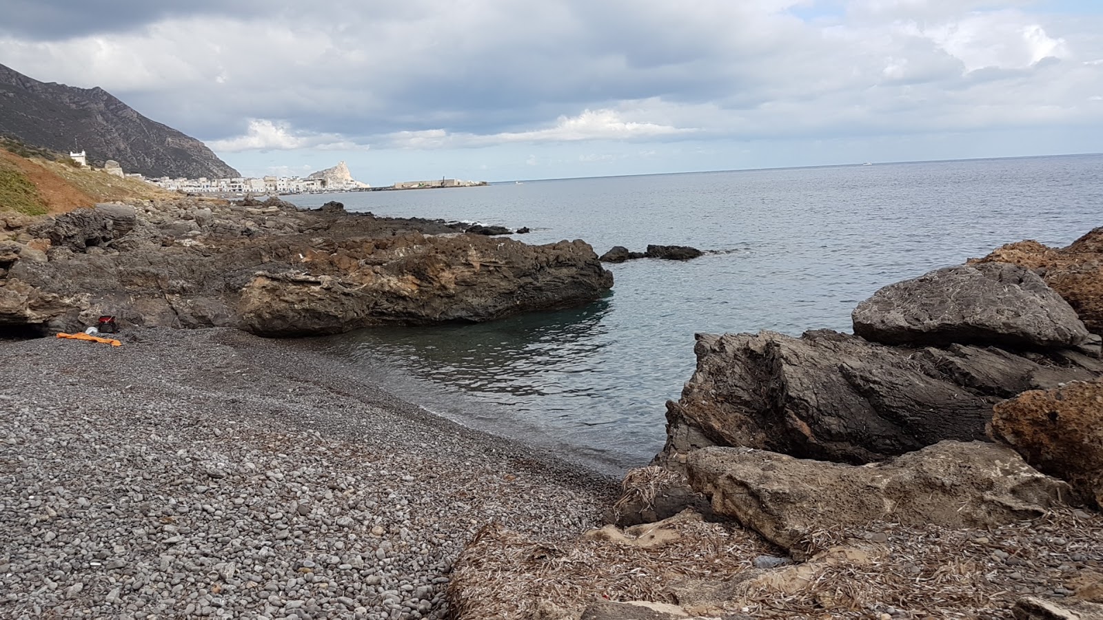 Spiaggia de Rotolo'in fotoğrafı - tatil için iyi evcil hayvan dostu nokta