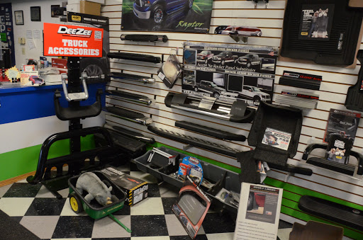 Truck Accessories Store «Auto Accessory & Install», reviews and photos, 198 Cedar Cross Rd, Dubuque, IA 52003, USA