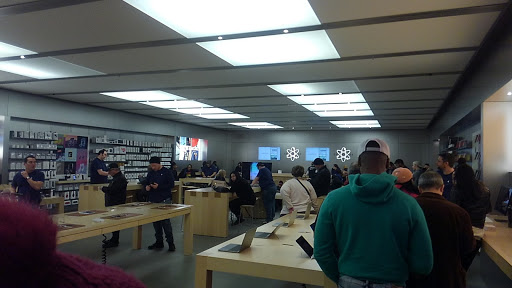 Computer Store «Apple Cherry Hill», reviews and photos, 2000 NJ-38, Cherry Hill, NJ 08002, USA