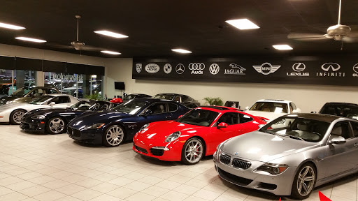 Used Car Dealer «Discovery Auto Center», reviews and photos, 10536 N Florida Ave, Tampa, FL 33612, USA