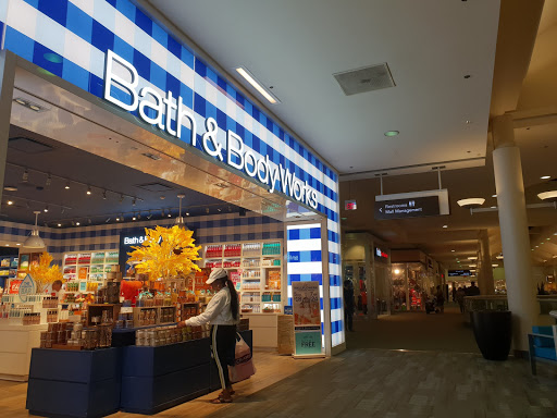 Shopping Mall «The Shops at Montebello», reviews and photos, 2134 Montebello Town Center, Montebello, CA 90640, USA