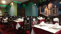 Atmosphère du Restaurant indien PALAIS INDIEN à Saint-Ouen-sur-Seine - n°13