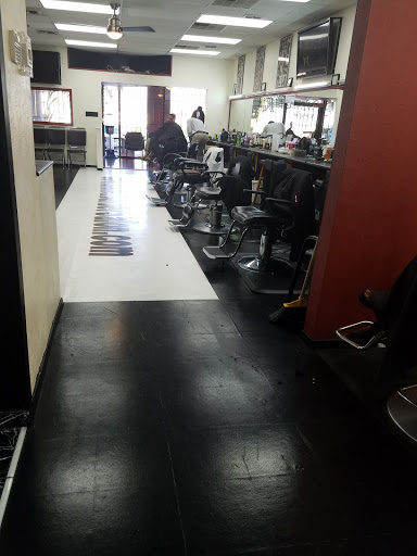 Barber Shop «Bladez Barber Shop», reviews and photos, 1100 Bridgewood Dr, Fort Worth, TX 76112, USA