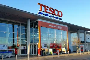 Tesco Superstore image