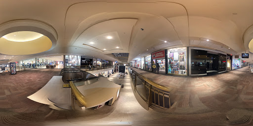 Shopping Mall «Livingston Mall», reviews and photos, 112 Eisenhower Pkwy, Livingston, NJ 07039, USA