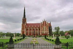 Holy Trinity Catholic Church image
