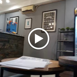 De Facto Coffee & Eatery