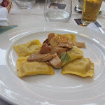 Photo n°2 de l'avis de Walter.i fait le 08/08/2021 à 14:56 sur le  Locale tipico al Volt à Cimone