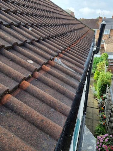 Ben’s Gutters Oxfordshire - Residential & Commercial Gutter Cleaning