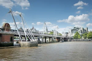 Hungerford Bridge and Golden Jubilee Bridges image