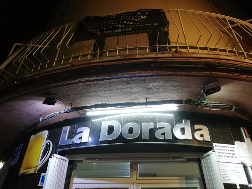 Información y opiniones sobre CAFÉ-BAR LA DORADA de Albacete