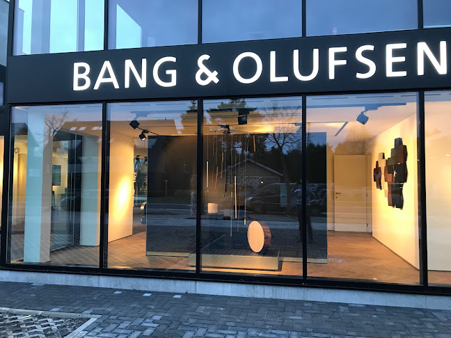 stores.bang-olufsen.com
