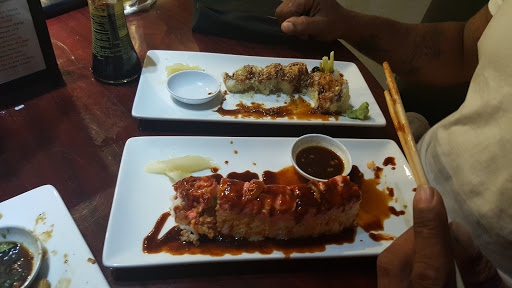 Sake Sushi Bar & Lounge