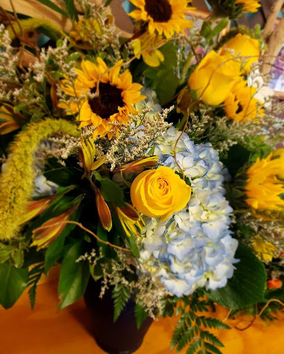 Florist «Flowers by Nancy, too!», reviews and photos, 1208 Ranch Rd 620 S, Lakeway, TX 78734, USA
