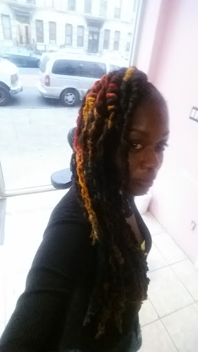 Beauty Salon «Creasiones Beauty Salon», reviews and photos, 1276 Nostrand Ave, Brooklyn, NY 11226, USA