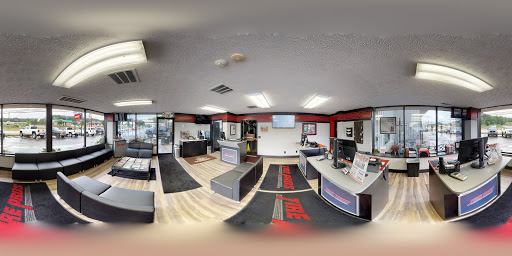 Tire Shop «Hometown Tire & Automotive Tire Pros», reviews and photos, 805 W Spring St, Monroe, GA 30655, USA