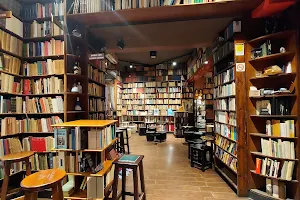 Libreria Berisio image
