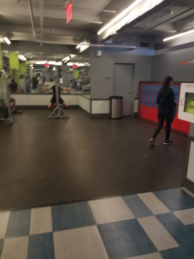 Gym «Blink Fitness Yonkers», reviews and photos, 8000 Mall Walk, Yonkers, NY 10704, USA
