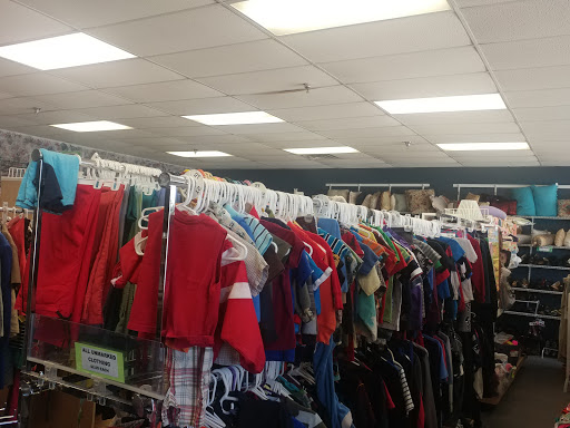 Thrift Store «Treasures Galore The Indoor Garage Sale Thrift Store», reviews and photos, 1964 Rahncliff Ct #800, Eagan, MN 55122, USA