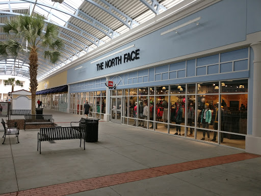 Outlet Mall «Tanger Outlet Charleston», reviews and photos, 4840 Tanger Outlet Blvd, North Charleston, SC 29418, USA