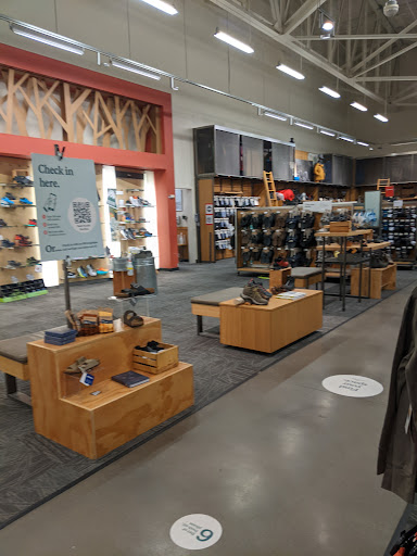 Camping Store «REI», reviews and photos, 2200 Bergen Town Center, Paramus, NJ 07652, USA