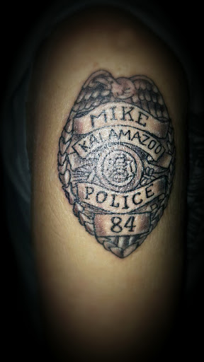 Tattoo Shop «Body Armor», reviews and photos, 3101 S Westnedge Ave, Kalamazoo, MI 49008, USA