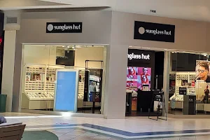 Sunglass Hut image