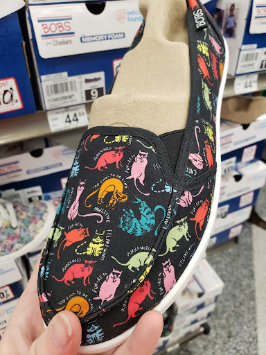 Pet Supply Store «Petco Animal Supplies», reviews and photos, 3525 W Victory Blvd, Burbank, CA 91505, USA