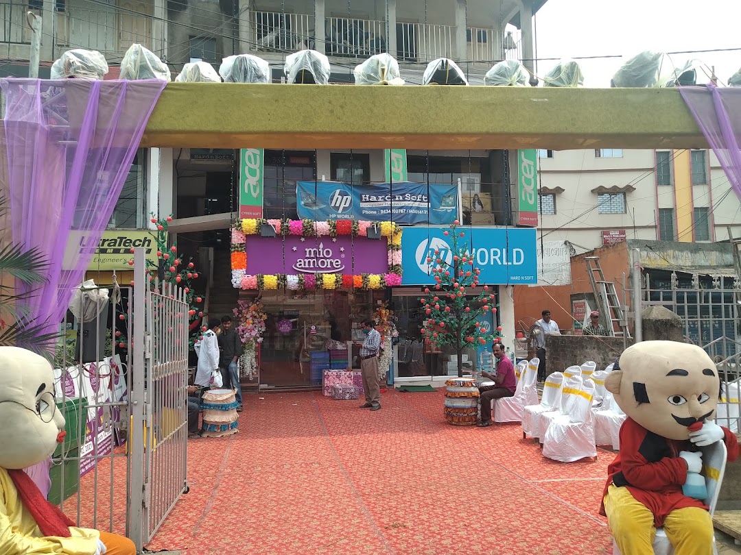 HP World