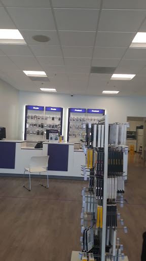 Cell Phone Store «MetroPCS Corporate Store», reviews and photos, 68 Rio Rancho Rd, Pomona, CA 91766, USA